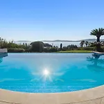 Luxury Seafront With Heated Infinity Pool *
