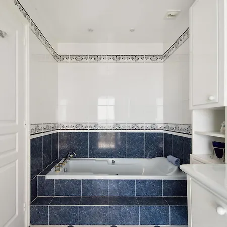 Villa Luxury Seafront With Heated Infinity Pool *