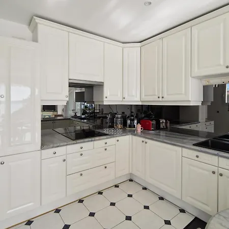 Luxury Seafront With Heated Infinity Pool Villa Grimaud