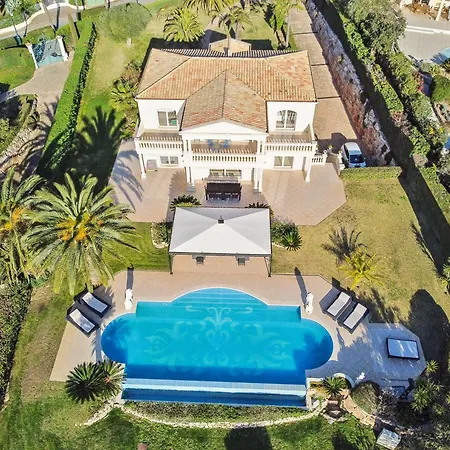 Luxury Seafront With Heated Infinity Pool