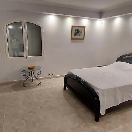 Luxury Seafront With Heated Infinity Pool